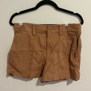 DONATING SOON - High rise Ann Taylor Loft shorts